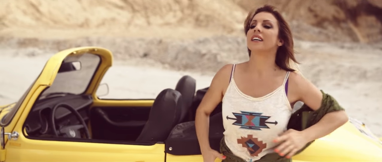 ZEYNEP DİZDAR’DAN YENİ SİNGLE “Bİ GÜLÜŞÜ” Mp3Müzik