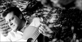Mustafa Akay'dan  